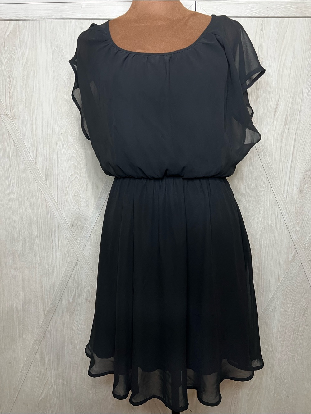 🎀Lush Black Chiffon Blouson Flutter Sleeve Mini Dress Size small 🎀